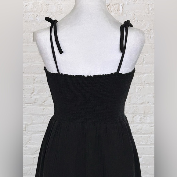 Ingrid & Isabel Black Tiered Maternity Smocked Bodice Maxi Midi Dress Sz S Boho - Picture 6 of 9